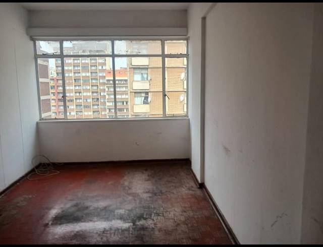 1 BEDROOM APARTMENT FOR SALE IN HILLBROW